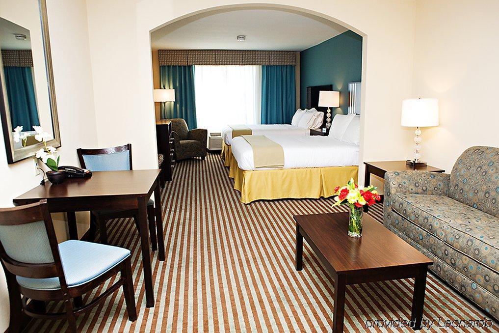 Holiday Inn Express & Suites Youngstown West I 80, An Ihg Hotel Rum bild